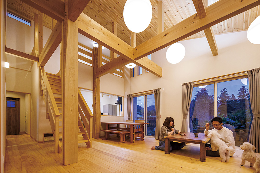 14 211109 家族も愛犬も、健やかに暮らせる 木の住まい