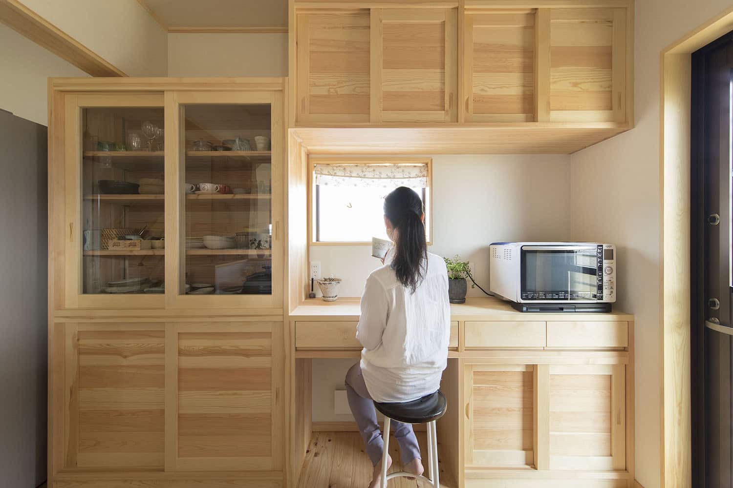 A91I2081 家に入るたびに愛着が深まる 家族にやさしい自然素材の住まい