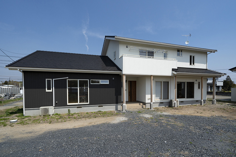 001 1 心も体も喜ぶ、健康を意識したオールアース住宅