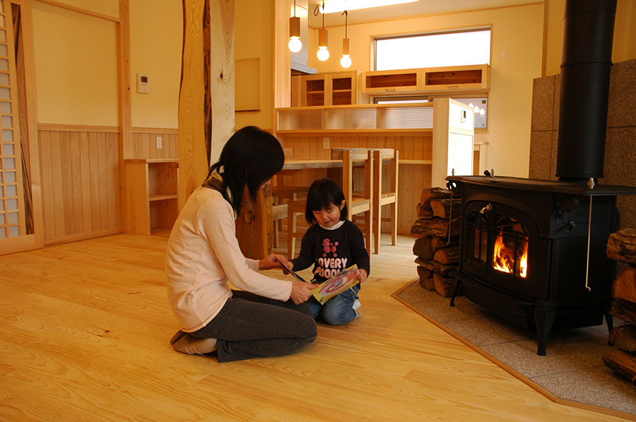 DSC 0554 10年以上経っても満足できる。心地よさが続く暖かな木の家